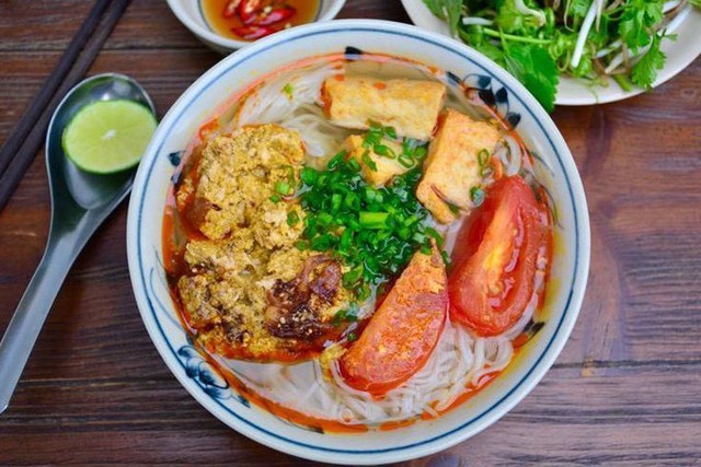 Bún Riêu Sài Gòn - Cô Linh - Chợ Nguyễn Tri Phương