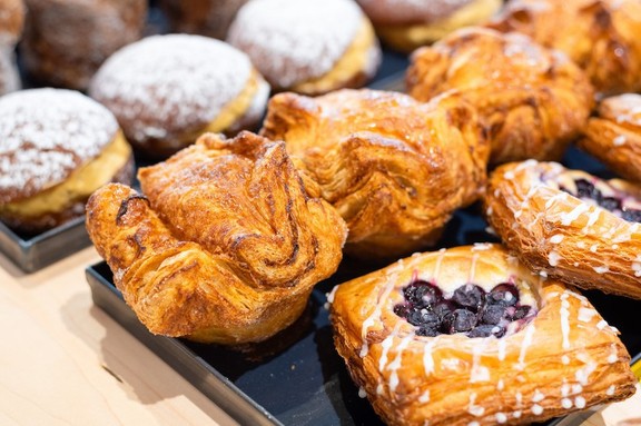 Tiệm Bánh Mùa Hè - Thạch Lam