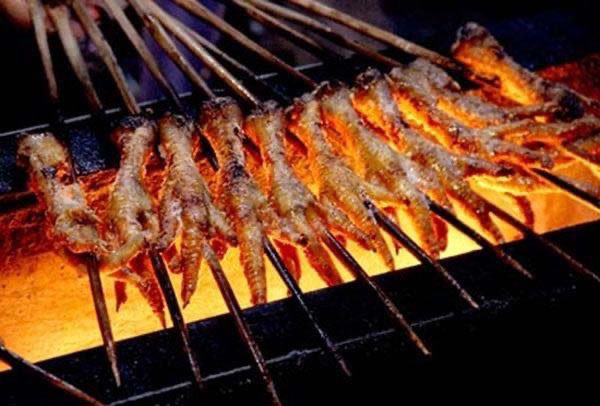 Phương Linh Hàu Nướng - Chân Cánh Gà Nướng & Thịt Xiên Nướng