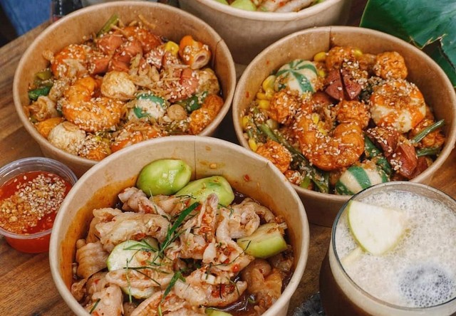 Tiệm Ăn Vặt Nhà Linh - Chân Gà Sốt Thái & Cá Viên Chiên - Hà Huy Tập