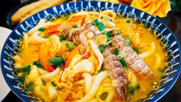 Bánh Canh Cua & Hủ Tiếu Mực Sài Gòn - Phan Đăng Lưu