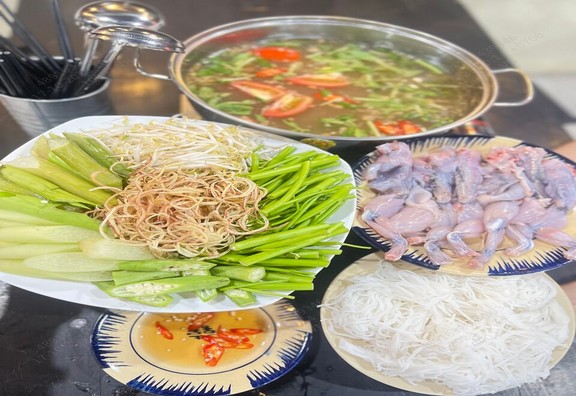 Tiệm Lẩu 8 Cá - Linh Đông