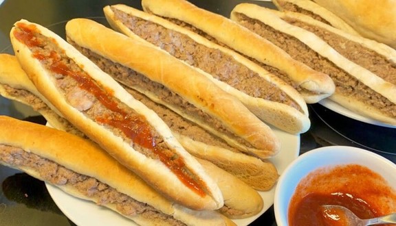 Pate Cột Đèn & Bánh Mì Chảo - Cô Vy