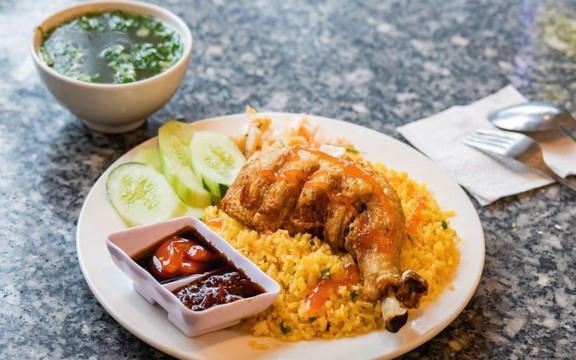Cơm Gà & Mì Trộn Munpi - Nui Chiên