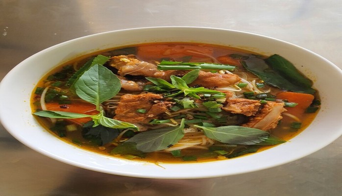 Hủ Tiếu - Bánh Mì Bò Kho 91