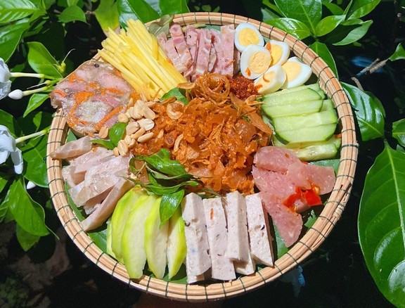 Ăn Vặt Ngọc - Tré Trộn