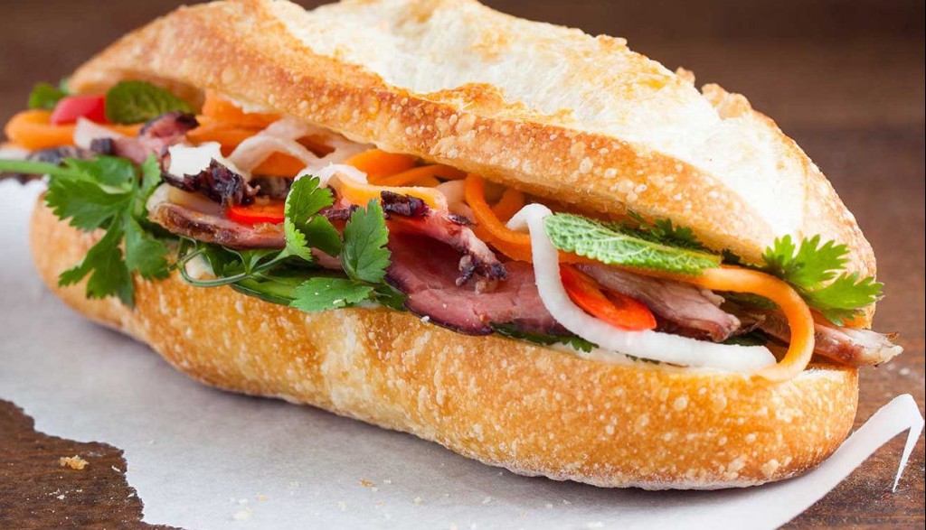 Quán Xôi Ngon - Bánh Mỳ Truyền Thống & Bánh Chưng Rán ở Quận Long Biên ...
