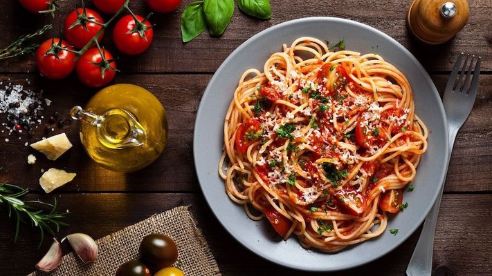 Bếp Mẹ Dung - Mì Ý Sốt Bò Bằm & Cơm Gà Chiên Xù - Phạm Văn Chiêu