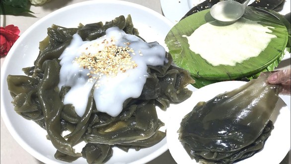 Bánh Lá Mơ - Hồ Thị Kỷ