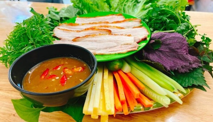 Bánh Tráng Cuốn Thịt Heo Đàm Uyên