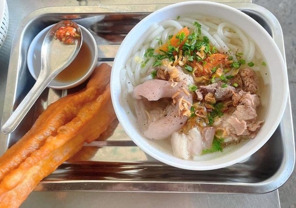 Bánh Canh & Bún Bò - Ơ! Huế Restaurant - 453/56 Lê Hồng Phong