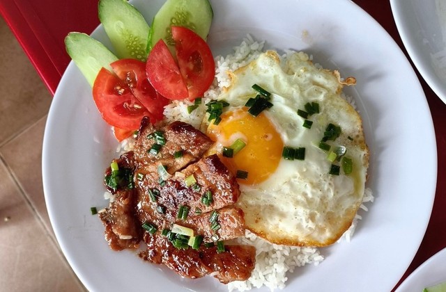 Cơm Chiên, Mì Xào Thoa 69