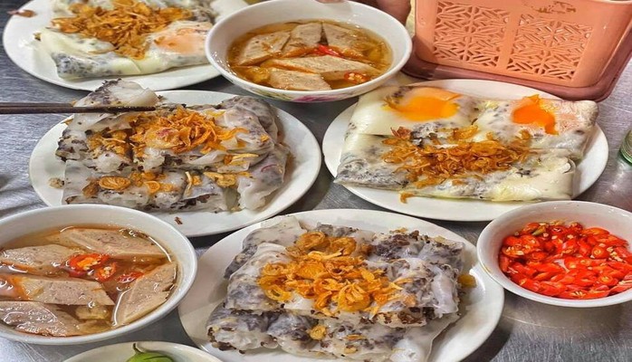 Mỳ Gà Tần & Bánh Cuốn Nóng Bà Dần Cơ Sở 5 - Chính Kinh