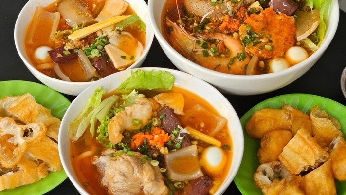 Bánh Canh Cua Chú Tín - Hẻm 51 Đường 3 Tháng 2