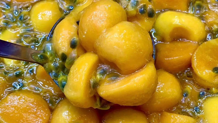 Thị Lùn - Nước Ép Lựu & Trái Cây Dầm - Xô Viết Nghệ Tĩnh