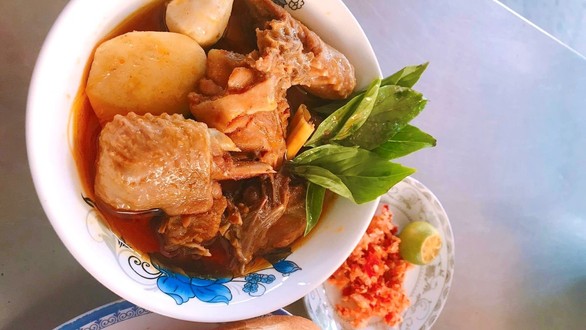 Cà Ri Vịt Bà 6 - Hoàng Hoa Thám