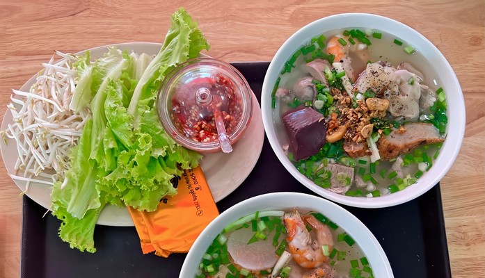 Bánh Canh Dì Hai