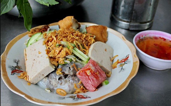 Bánh Cuốn - Trâm
