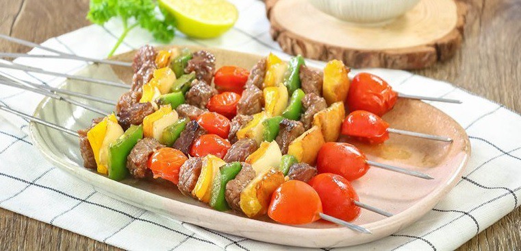Thịt Xiên Nướng & Nước Ép Trái Cây Minh Anh