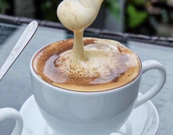 Coffee Muối Bắp Non - Triều Khúc