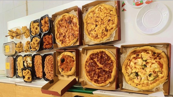 PIZZA, Mì Ý & Tokbokki ZAPÍ