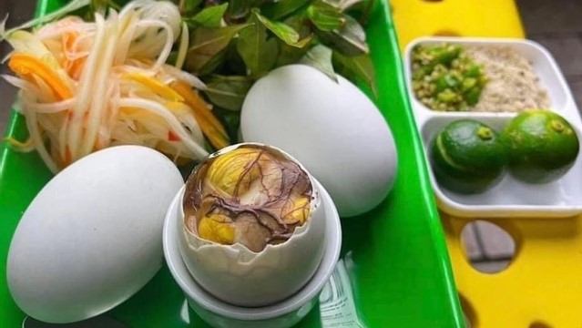 Hột Vịt Lộn - Nguyễn Hữu Hào