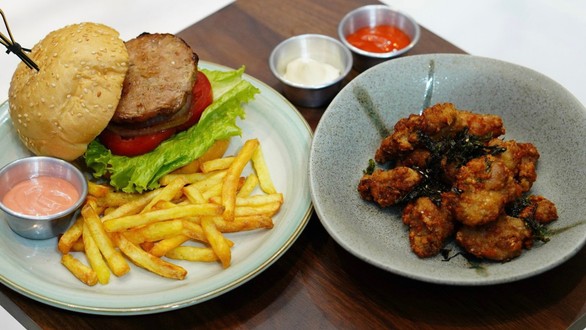 Enjoy Coffee & Bistro - Lê Lai