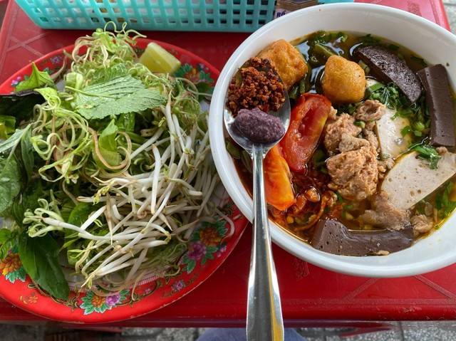 Bún Riêu Bé Mẫn - Trần Thị Hoa