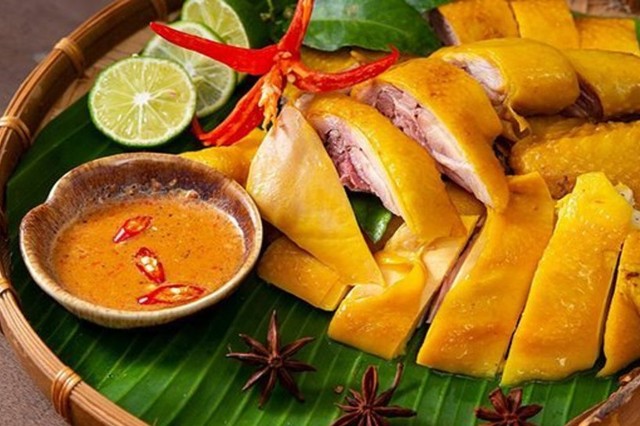 Tiệm Gà Ủ Muối - Gà Hun Khói & Chân Gà Sốt Thái - Khu Đô Thị Đại Thanh