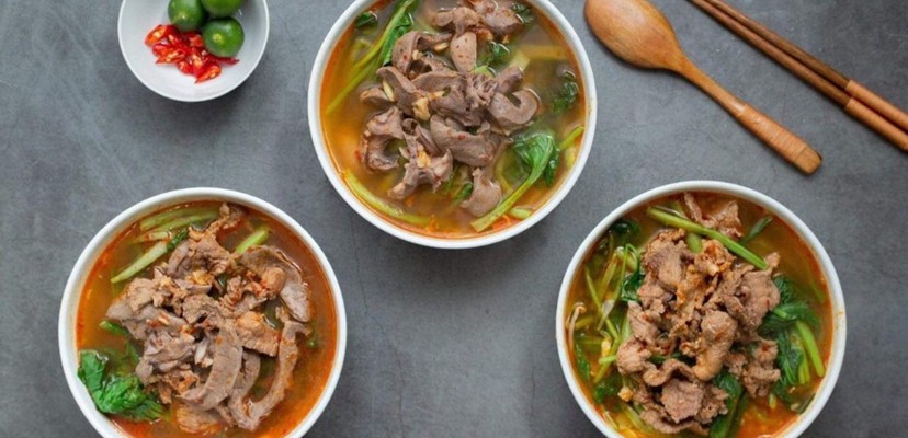 Mì Chua Cay Hải Sản - Hàng Đào