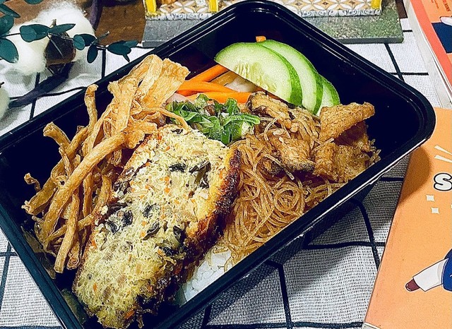 Cơm Chay, Bánh Mì & Hủ Tiếu Chay - Tiệm CHAY NÈ ! - Quận 8