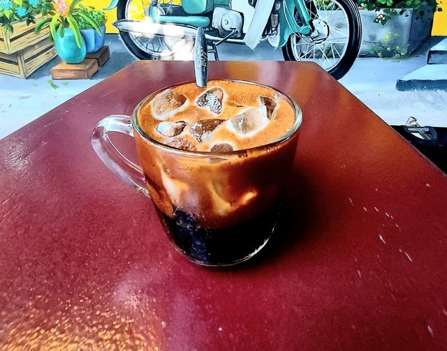 Tiệm Cafe NGÕ XƯA - Cafe Sầu Riêng & Cafe Muối - 907/8 Nguyễn Lương Bằng