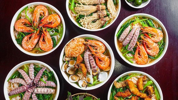 Bún Hải Sản & Bề Bề Tài Ca