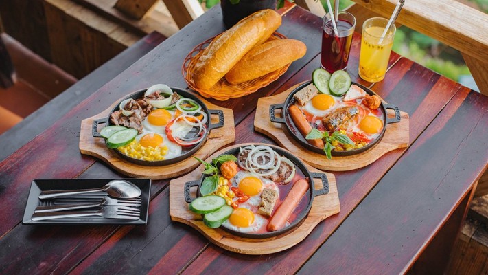 Bánh Mì Xíu Mại Chảo - 31 Tú Xương