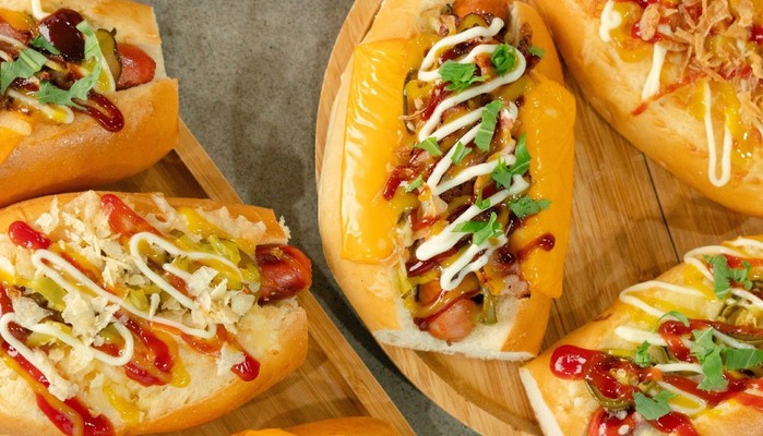 The Hot Doggie - Hot Dog Bà Triệu