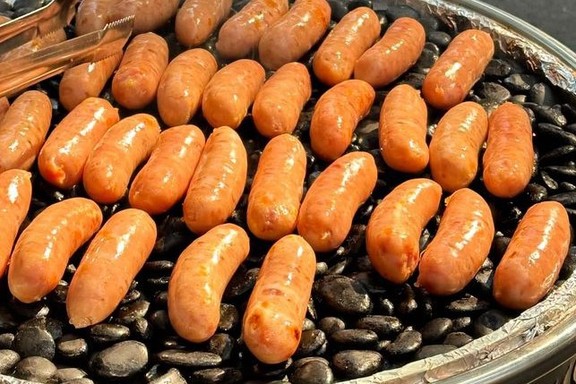 Phi Lang Thang - Lạp Xưởng & Dồi Sụn Nướng Đá - Lê Độ