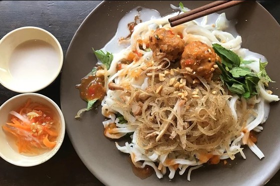 Bánh Tầm Mặn Miền Tây