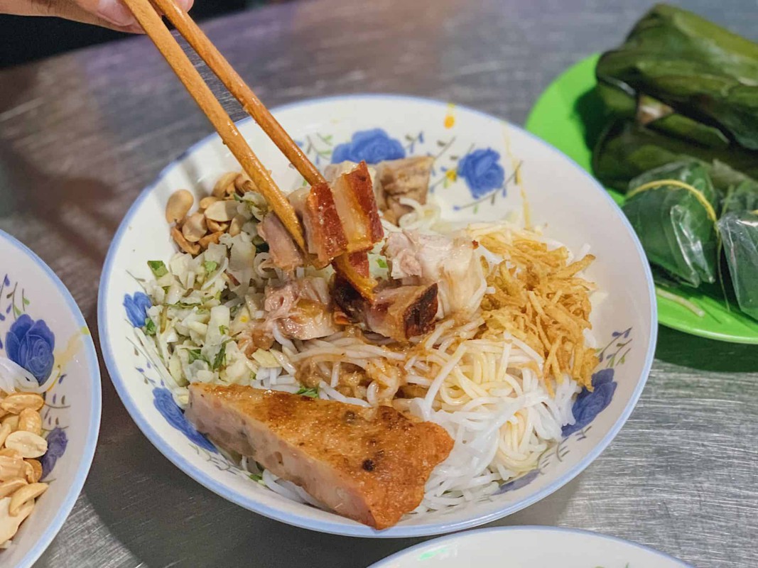 Bun Mam Hong Heo Quay