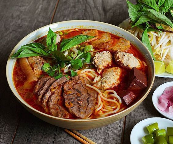 Bún Bò Huế Út Châu - Bún Bò Huế Đặc Biệt - Nguyễn Thị Minh Khai