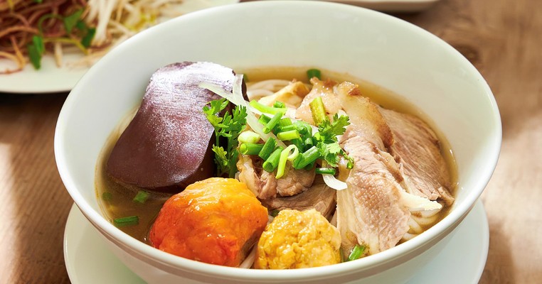 Bún Bò Huế Ngự Bình - Quốc Hương