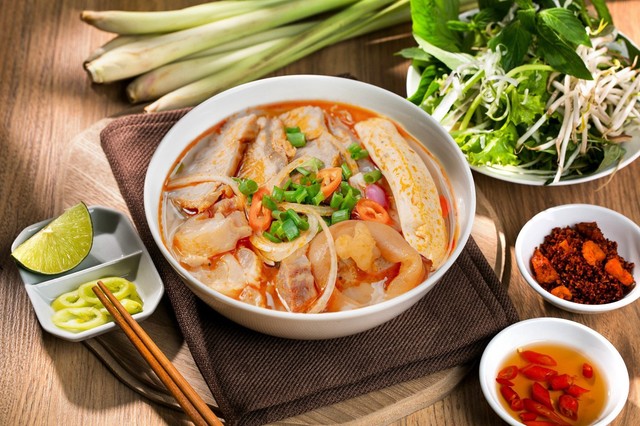 Bún Bò Huế Ô Vân