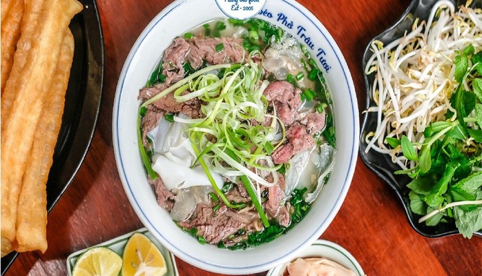 Phở Trâu Tươi, Cơm Rang Bò Kho & Cơm Đảo Gà - 105 Tổ 12 Mậu Lương