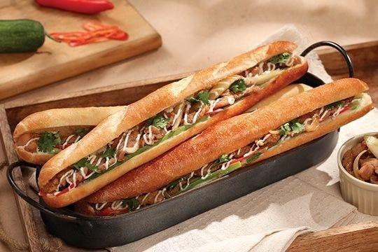 Bánh Mì Que Đà Nẵng - Burger Xóm Chiếu Quận 4