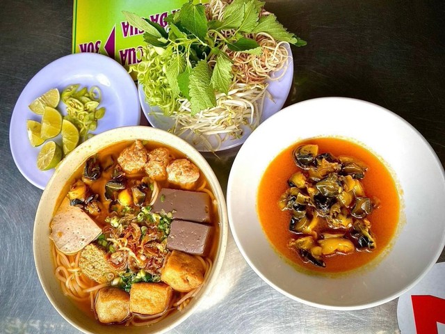 Bún Riêu Cua Ốc Yến Quỳnh - Trương Định