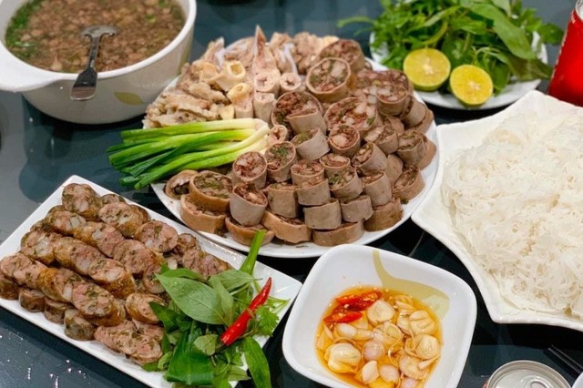 Lòng Heo Hà Nội 636 - Đường DN10