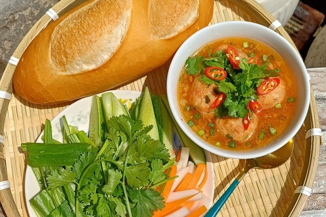 Juice Mại Hông? - Xíu Mại Chén & Trà Trái Cây Tươi
