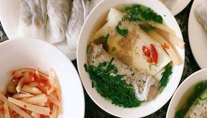 Bánh Cuốn Cao Bằng, Bún Chả & Phở Vịt Quay - Bà Mé Phúc Tày