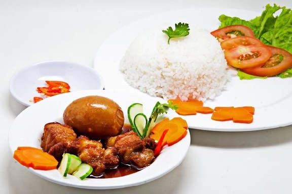 Cơm Trưa Linh Tuấn - Cơm Thịt Luộc Đậu Rồng Mắm Chua - Hương Lộ 2