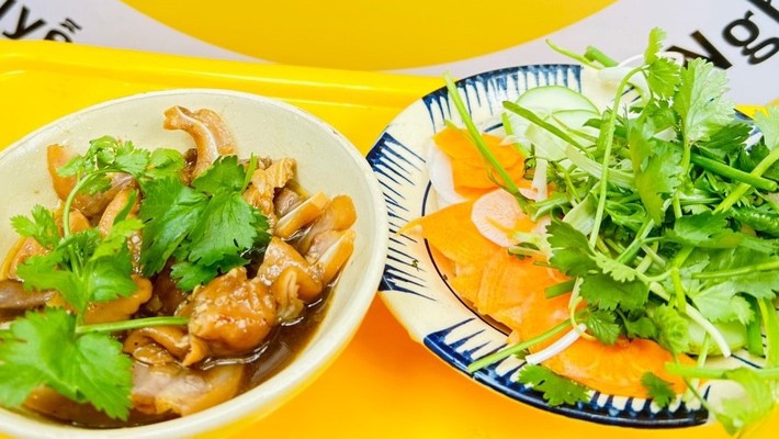 Phá Lấu Cô Hiển - Bùi Quốc Khánh