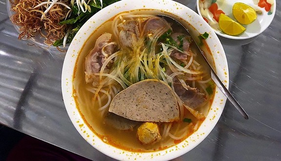 Bà Bé - Bún Bò - Huỳnh Ngọc Huệ